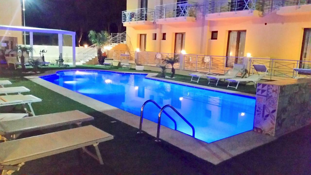 Residence Le Piscine San Vito Lo Capo Exterior photo